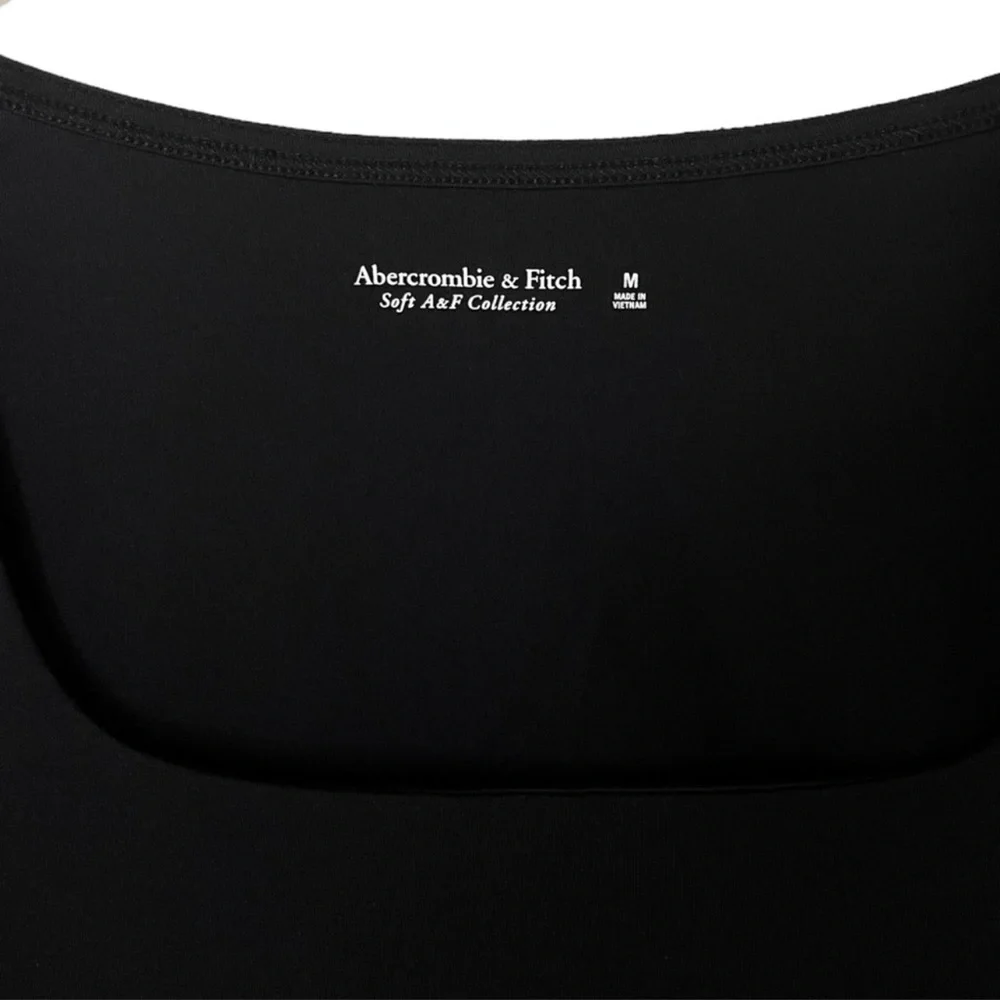 Abercrombie & Fitch Long Sleeve Bodysuit | Black | Medium - Picture 8 of 9